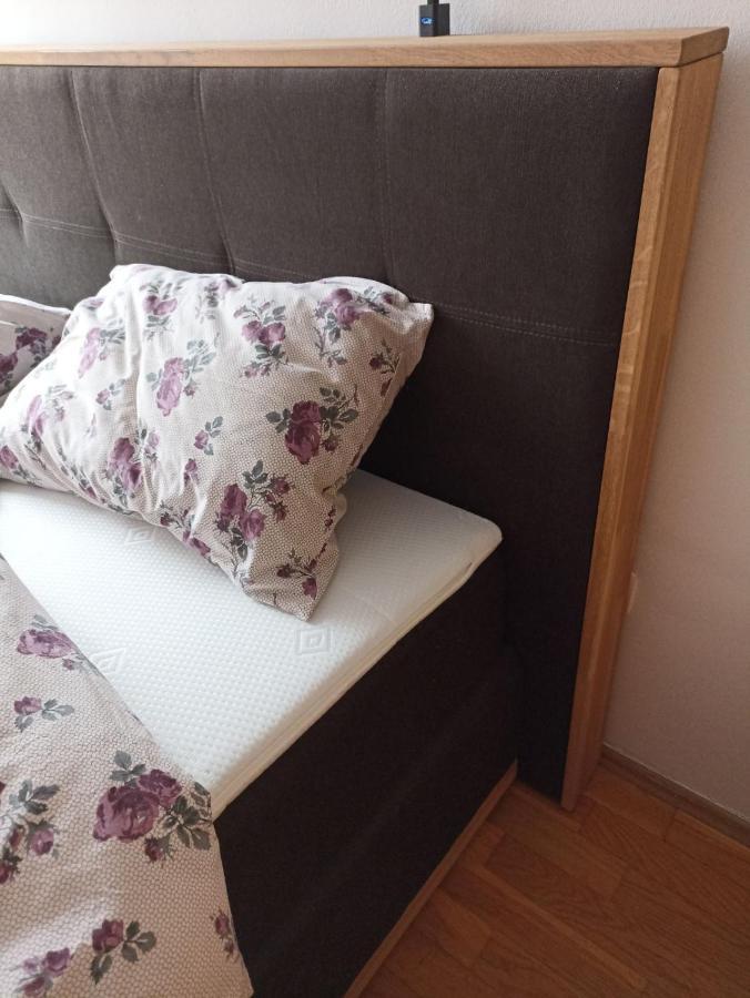 Apartment Bella Casa Free Parking Sarajevo Ngoại thất bức ảnh