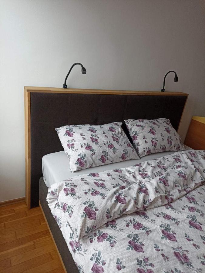 Apartment Bella Casa Free Parking Sarajevo Ngoại thất bức ảnh